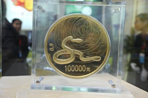 10金币就能入手：巨无霸背包在哪买