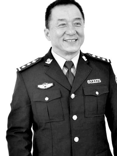薄熙来案影响深远：警示贪腐危害，维护社会公平