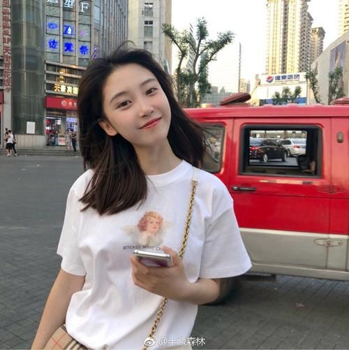 半藏森林的颜值有多高？素颜照对比太惊人了！