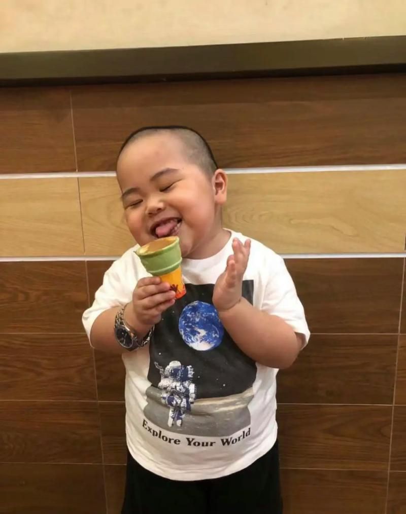 印尼小胖子表情包下载，高清无水印版来啦！