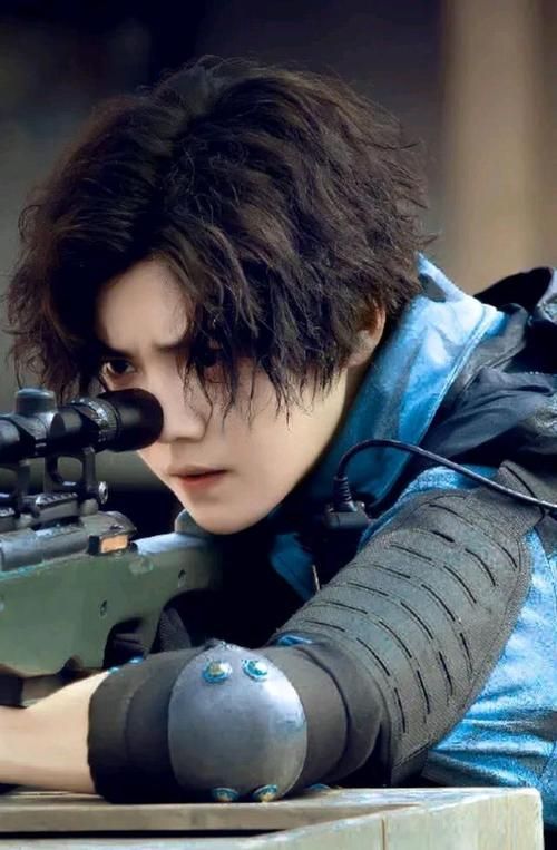热播剧穿越火线：鹿晗的突破之作？