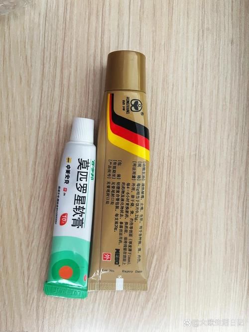 热油烫伤急救处理方法是什么？应该涂抹什么药膏？