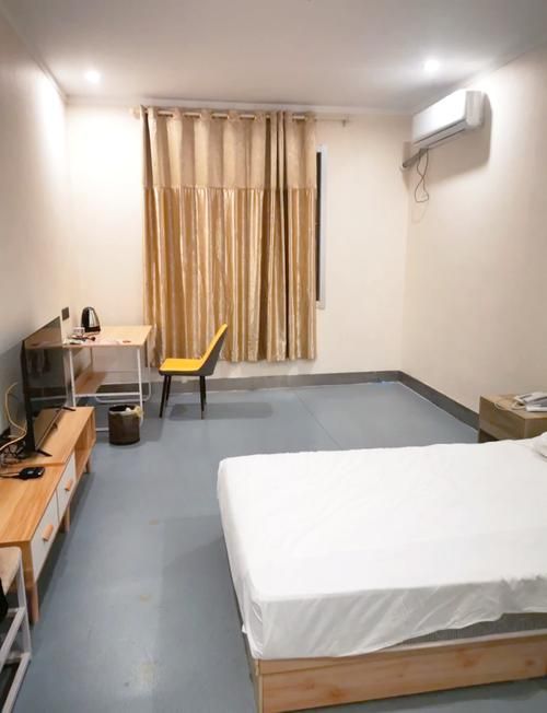 爱森公寓周边配套设施完善，生活便利，居住更舒适