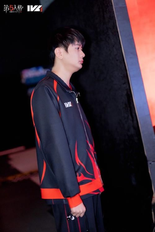 电竞选手灰烬Alex：WBG战队监管者，IVL赛场风云