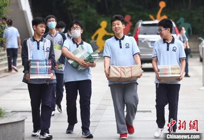 疫情后返校detention新规：学校安全与学生自由