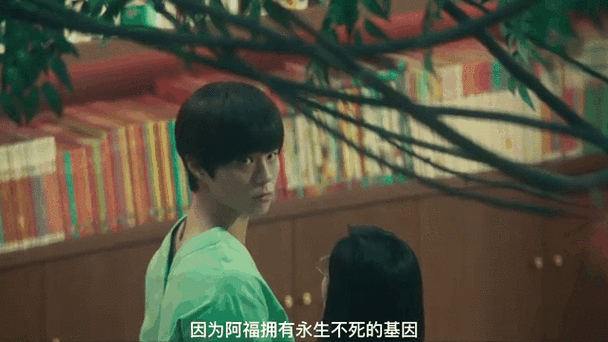 白天手术刀，夜晚送外卖：业余外科医生的双重生活