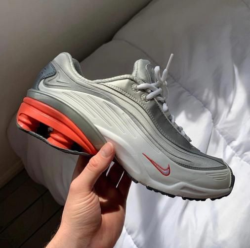 百搭潮流Nike Shox，你值得拥有的时尚单品