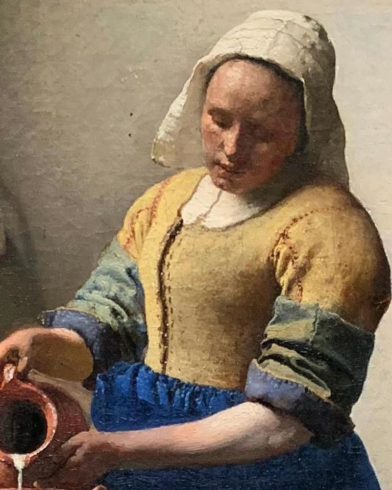 百看不厌：解读维米尔名画倒牛奶的女人