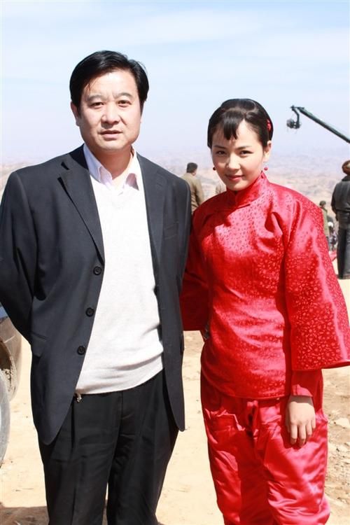 盘龙卧虎高山顶电视剧：陕北风情抗战史诗