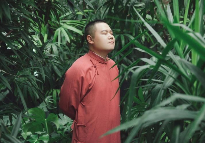 破鞋漏脚尖歌曲赏析：歌词含义及创作背景