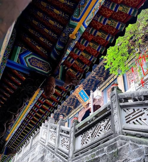 神秘的古庙：探秘千年古刹背后的惊人秘密