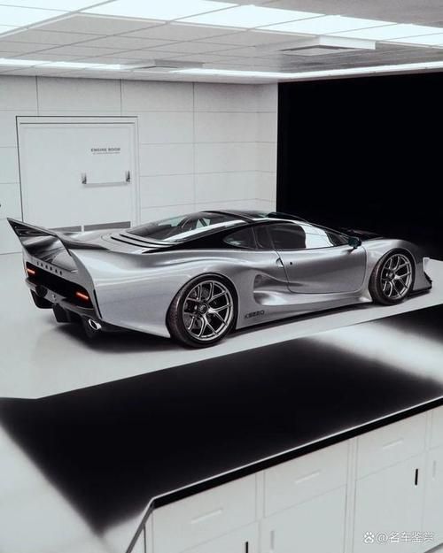 稀有珍藏！揭秘捷豹XJ220跑车的传奇故事