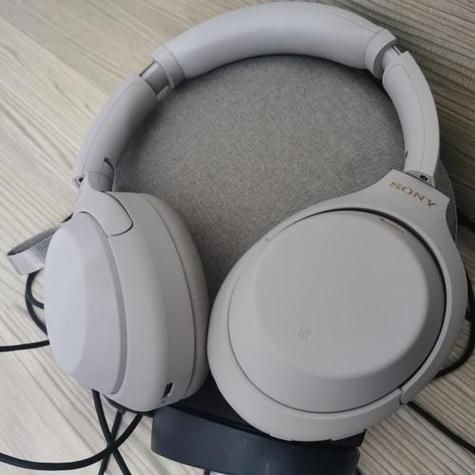 索尼WH-1000XM4无线降噪耳机体验：好用吗？有哪些优缺点？