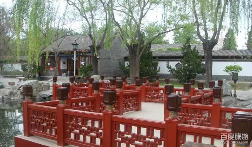 红楼梦中薛宝钗住的院子是哪里？蘅芜苑的景致与寓意