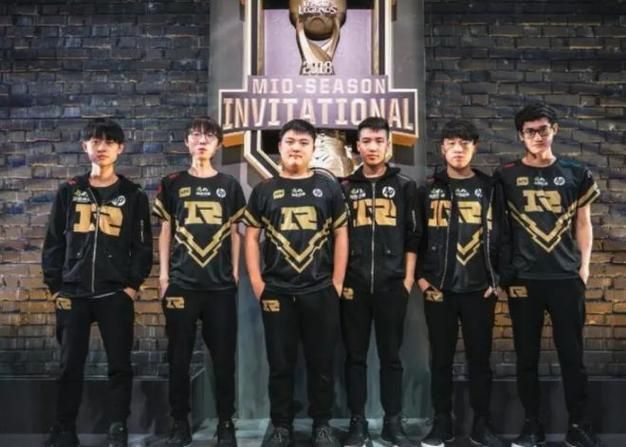 细数S8 RNG：Uzi的巅峰与团队的遗憾