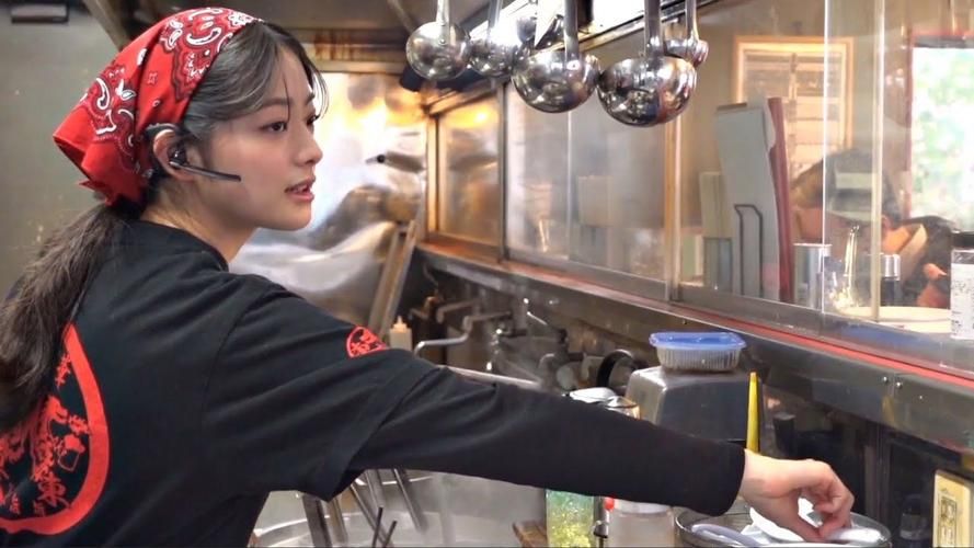 美女餐厅1好玩吗？带你体验餐厅经营乐趣！