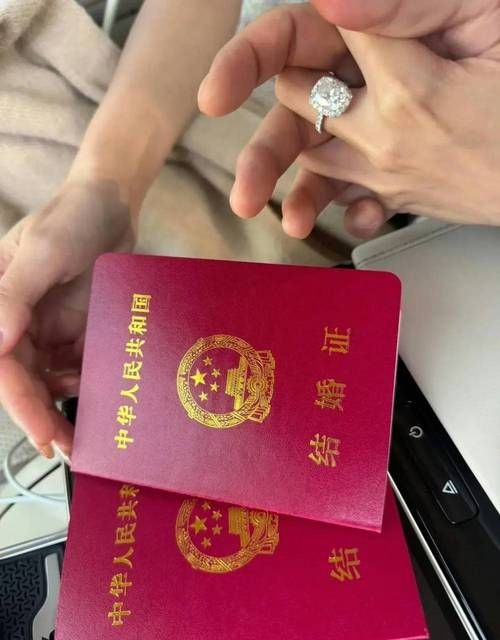 自己动手制作结婚证？这些细节要注意