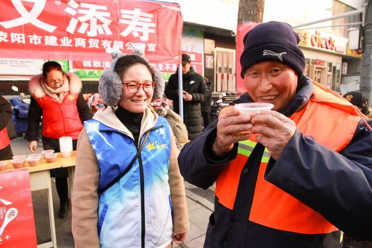 节日送上亲情关怀：让远方的亲人感受温暖
