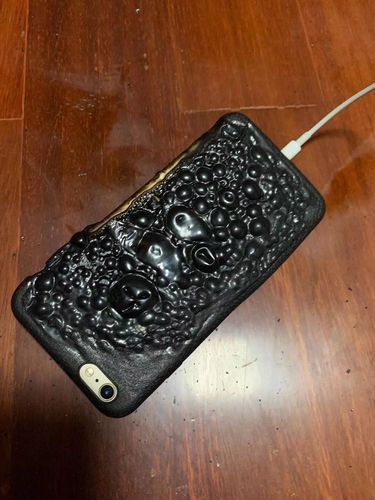 苹果7国内首炸！手机突然爆炸，用户受伤细节曝光