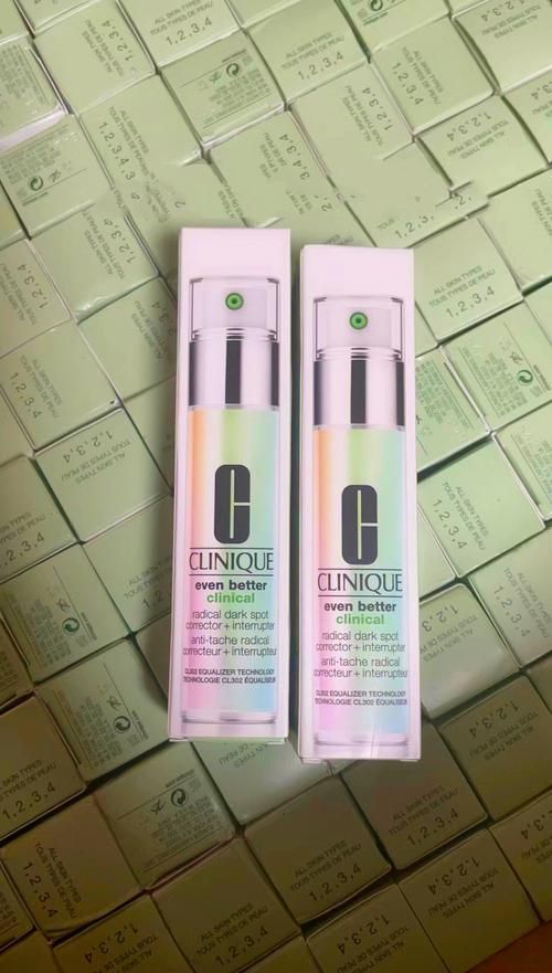 荣誉奇迹：焕发肌肤光彩的护肤秘密武器