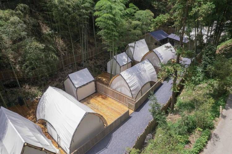 营地是什么意思？野外露营和军事营地详解