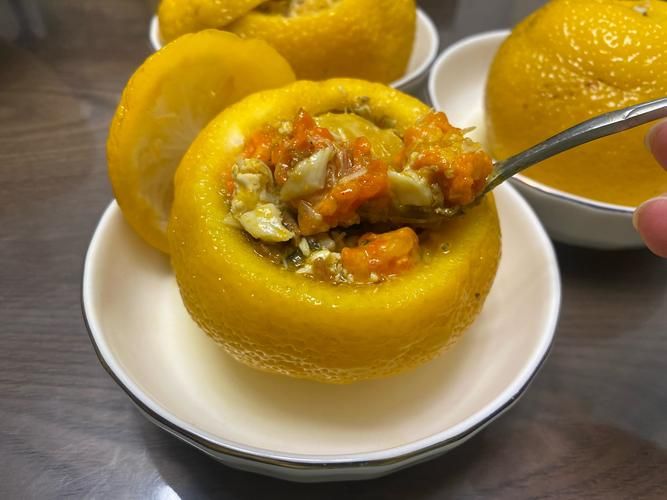 蟹酿橙的家常做法，鲜香美味，简单易上手