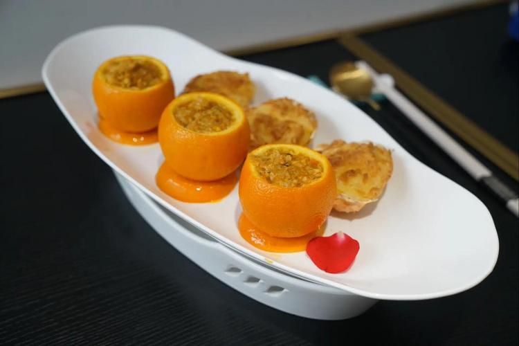 蟹酿橙的家常做法，鲜香美味，简单易上手