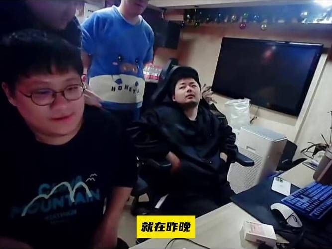 西卡李浩宇：德云色解散，十年陪伴终成回忆