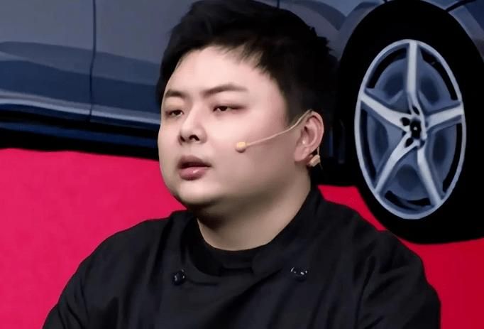 西卡李浩宇：德云色解散，十年陪伴终成回忆