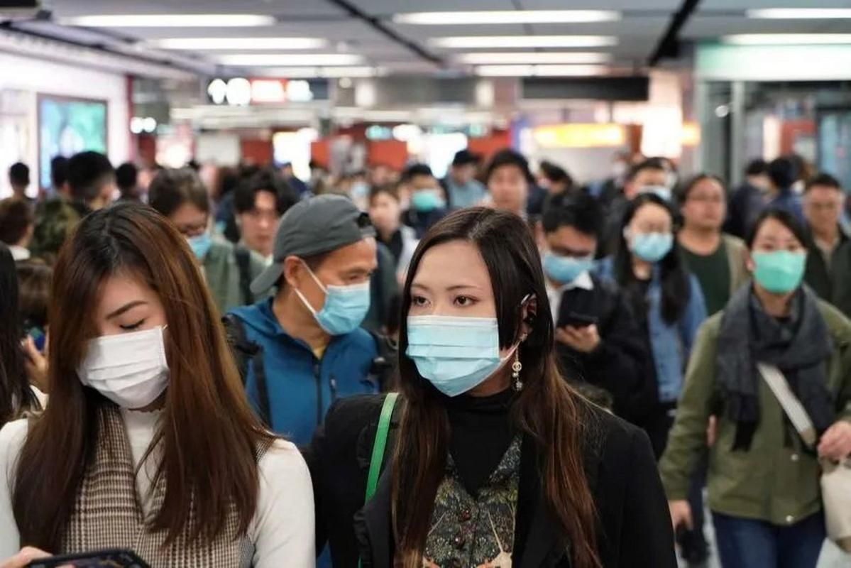 谁没戴口罩？网友热议：这合适吗？