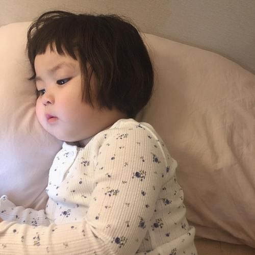 超萌表情包女孩罗熙火了，快来get同款表情包