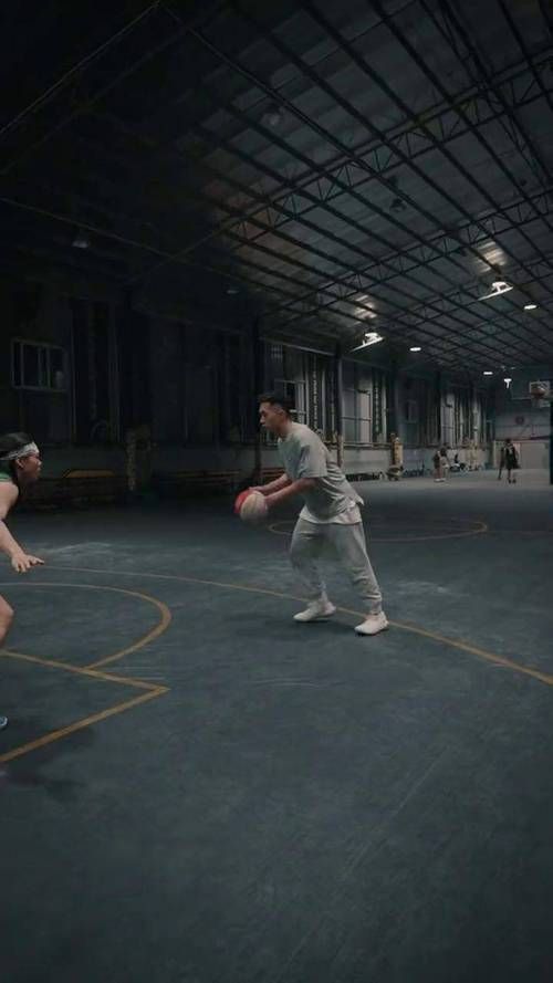 轻松学会篮球梦幻脚步，教学视频+动作分解