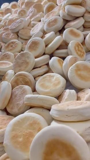 这是什么食物？探秘山东特色小吃“杠头”的独特魅力！