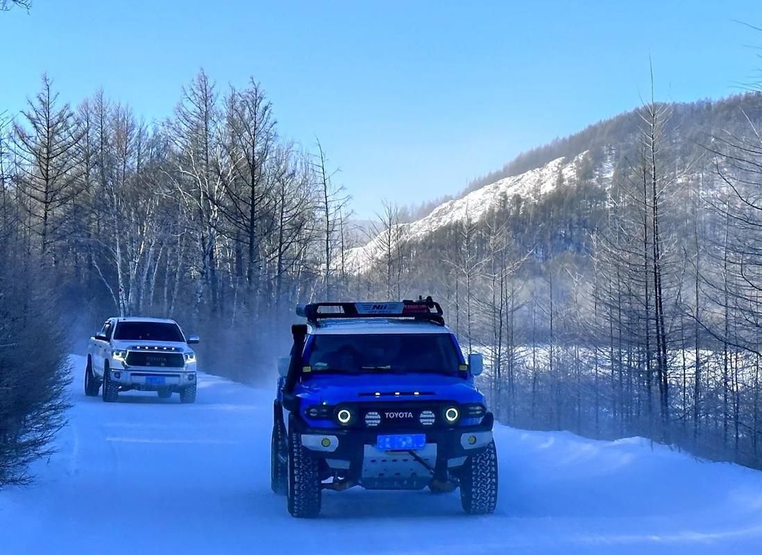邻居家的TOYOTA，日落余晖，她开着它去追逐梦想