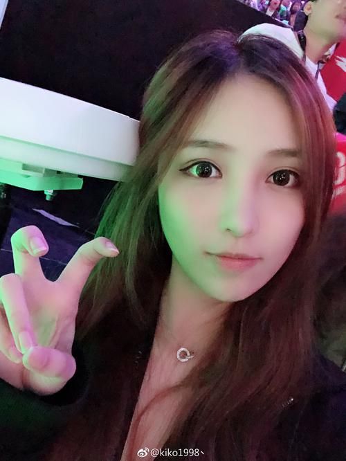 陈娟(ams)：DOTA2人气女解说的不为人知一面