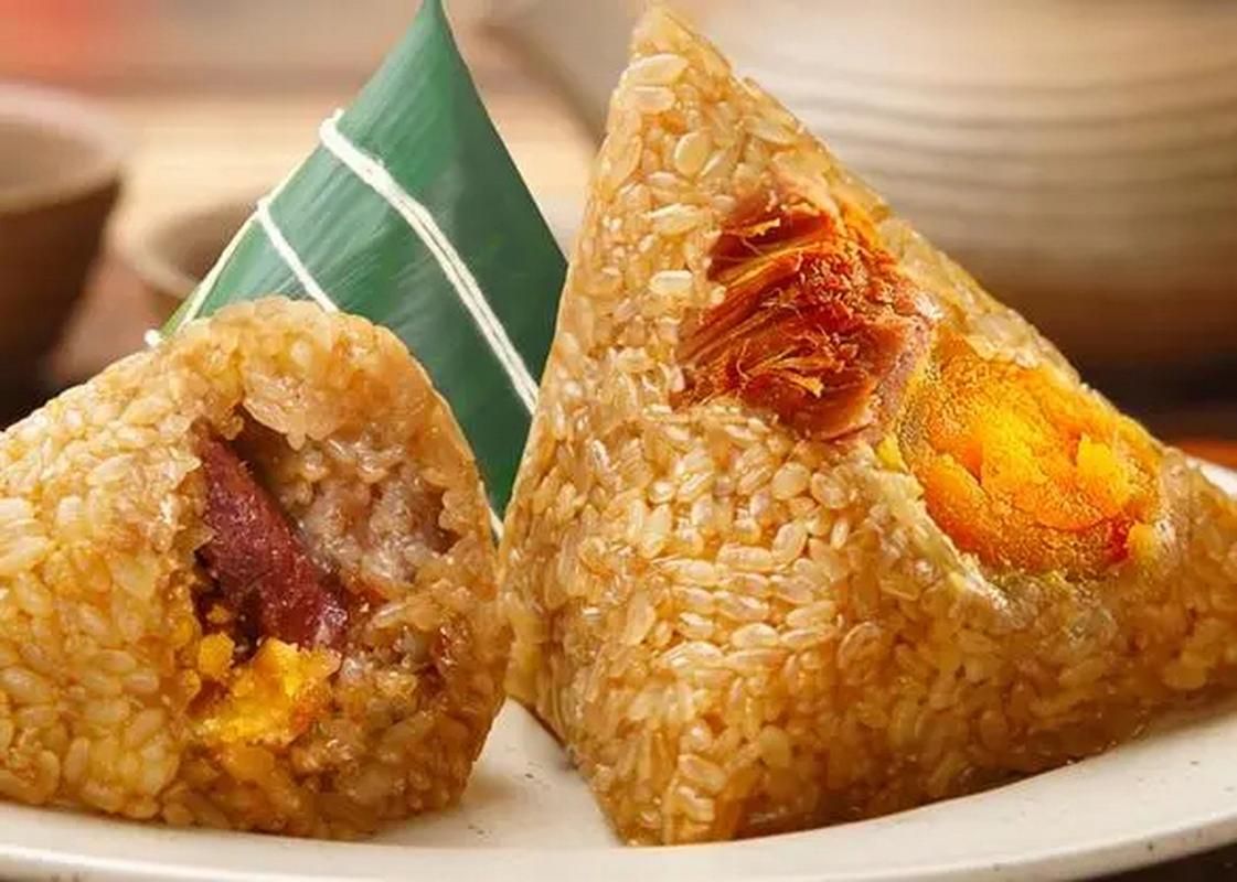 除了粽子，端午节还有哪些值得一试的特色美食？