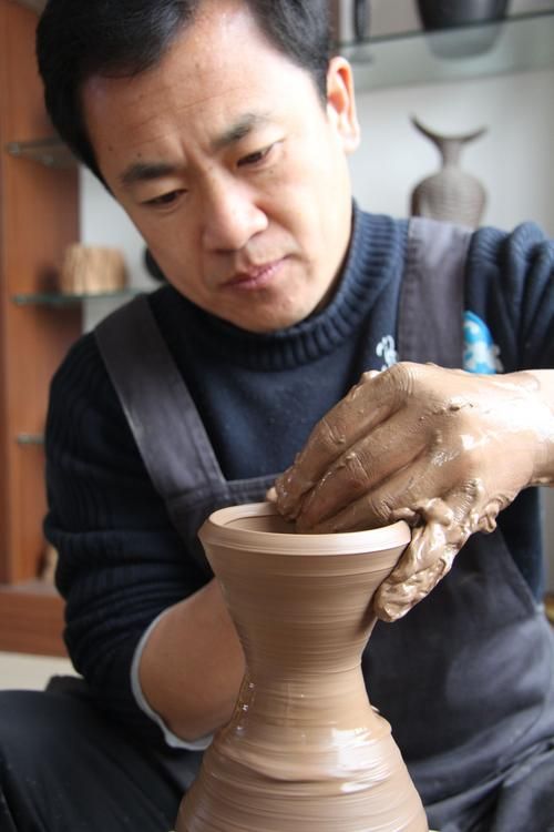 陶艺大师的技艺传承：传统工艺的魅力与未来