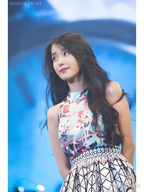 韩国女星IU：从国民妹妹到国民公车？