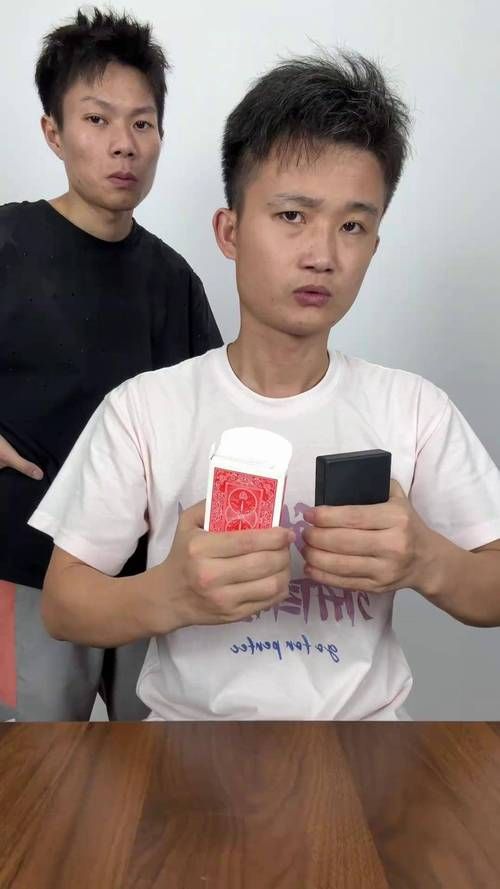 35岁魔术师安卓软件 魔术教学一学就会