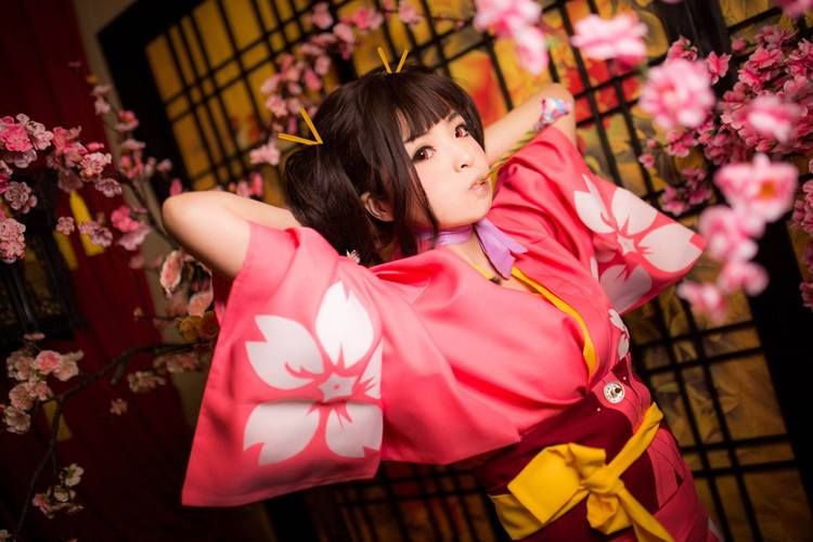 coser4游戏攻略指南 角色培养与装备选择解析