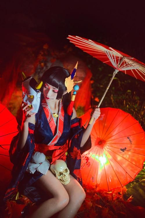 coser4游戏攻略指南 角色培养与装备选择解析