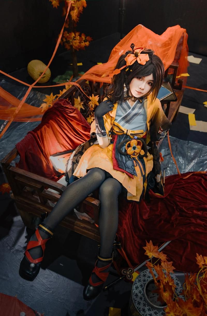 coser4游戏攻略指南 角色培养与装备选择解析