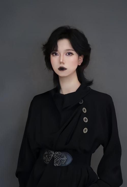 dark系妆容教程三步画出高级暗黑妆