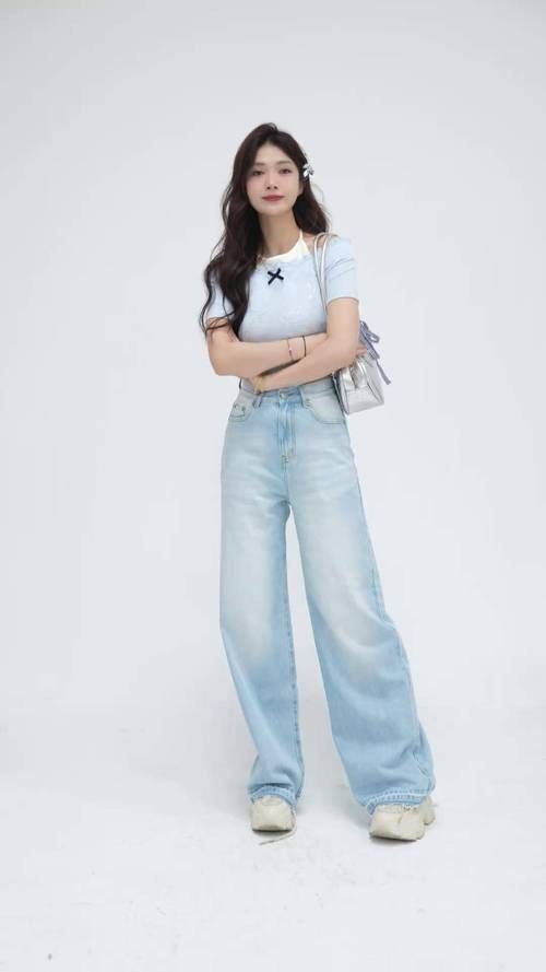 Lovechuu最新穿搭指南 轻松打造甜美少女风