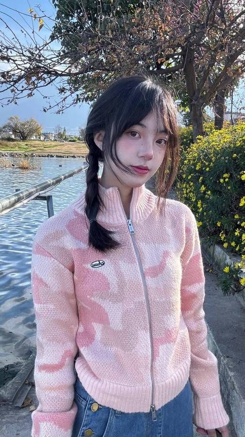 Lovechuu最新穿搭指南 轻松打造甜美少女风