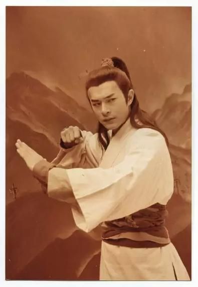 Lovechuu杨过游戏角色介绍 杨过技能全解析