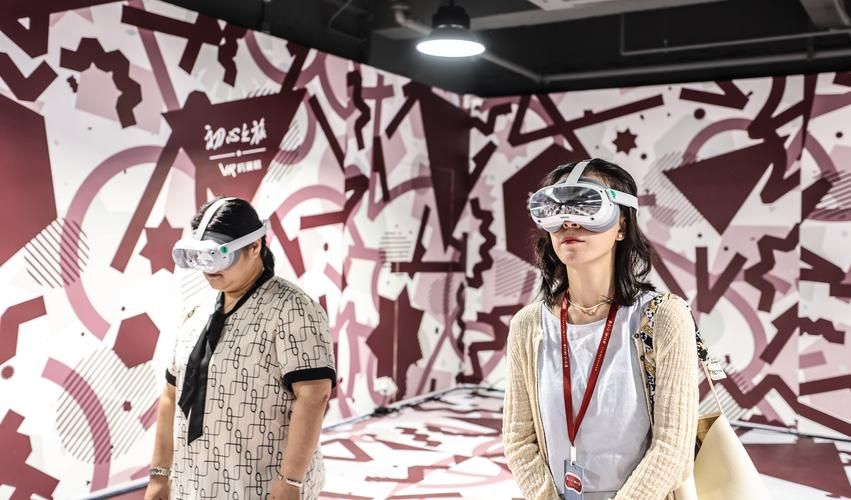 VR女友最新功能盘点 沉浸式互动体验