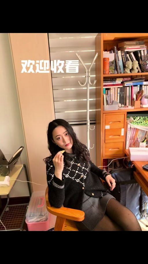与女大生的同居生活官网玩家互动社区