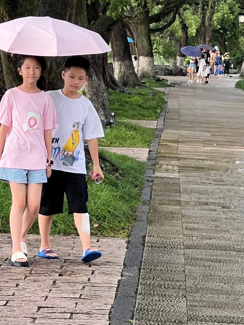 与妹妹共度一个月官方网站教你如何增进兄妹感情