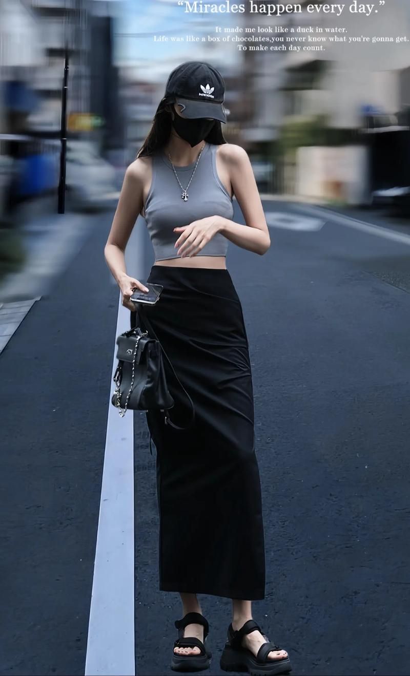 丹弗斯女士最新穿搭风格教你如何时尚出街